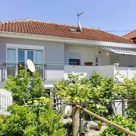 Vesna Apartment *