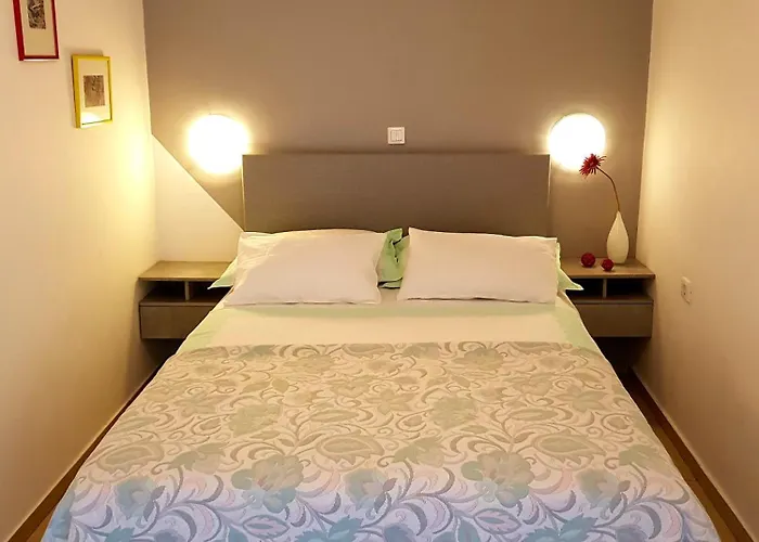 Vesna Apartman Zára